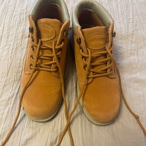 Women’s work boots!